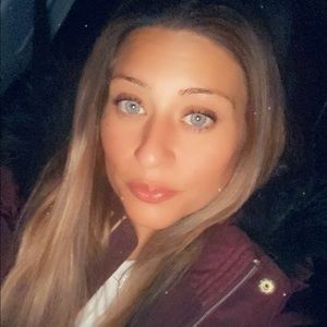 Meet your Posher, Melisa